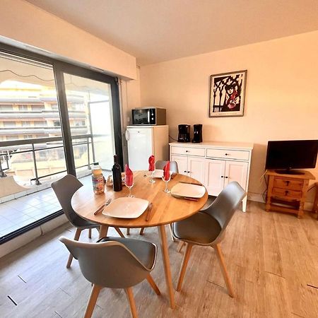 Appartement 2P, 4 Couchages, Terrasse Et Salon De Jardin A 200M De La Plage, Frejus - Fr-1-226A-22 Екстериор снимка