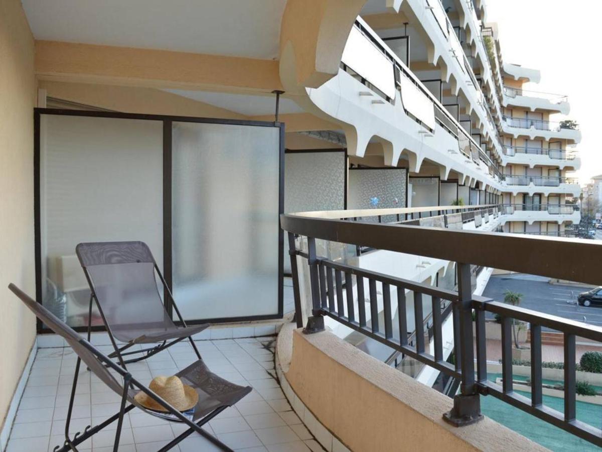 Appartement 2P, 4 Couchages, Terrasse Et Salon De Jardin A 200M De La Plage, Frejus - Fr-1-226A-22 Екстериор снимка