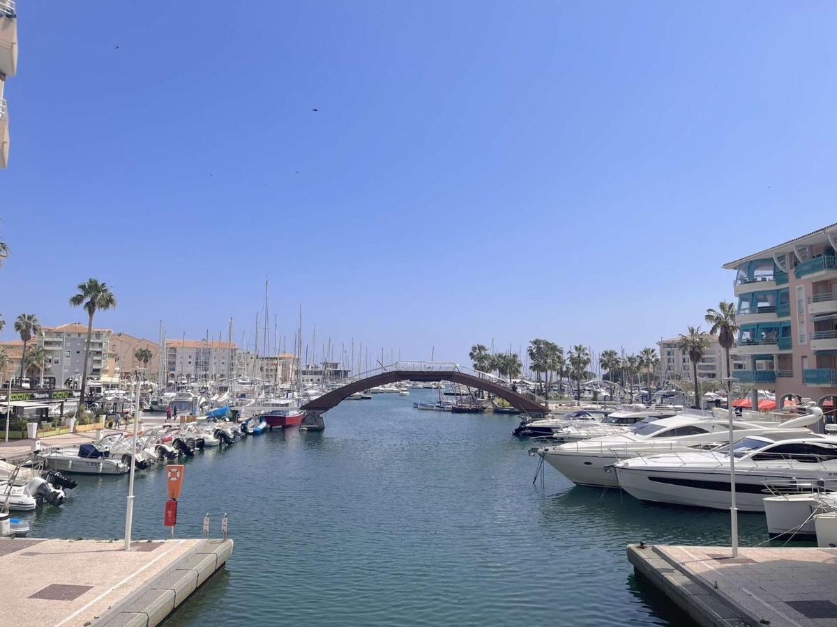 Appartement 2P, 4 Couchages, Terrasse Et Salon De Jardin A 200M De La Plage, Frejus - Fr-1-226A-22 Екстериор снимка